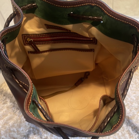 Dooney and Burke like new - Picture 3 of 7